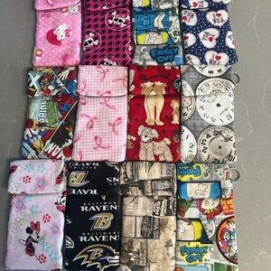 Bundle of 12 Brand New Handmade Fabric Eyeglass Cases – Hello Kitty, Family Guy,